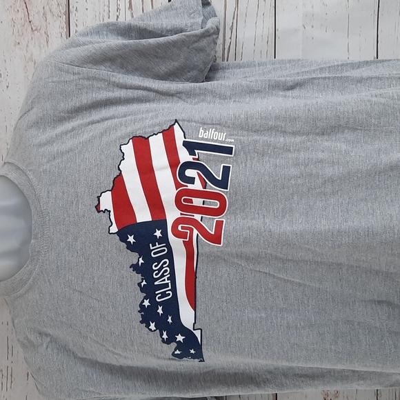 Gildan Class of 2021 Graphic Tee - Picture 2 of 8